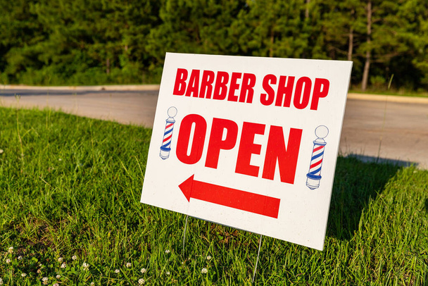 Γενόσημο Barber Shop Open sign, έξω με χώρο αντιγραφής - Φωτογραφία, εικόνα