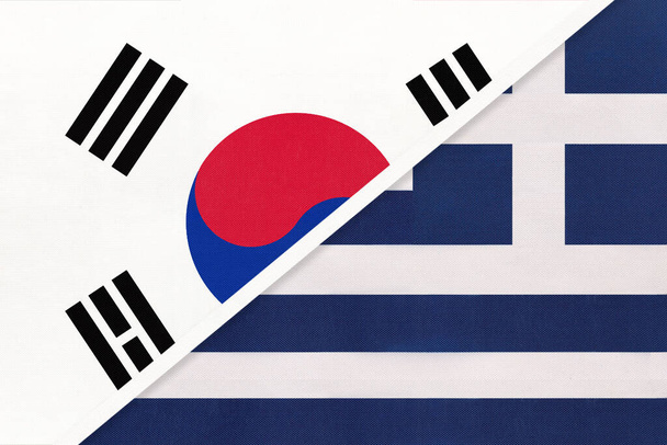 韓国または韓国とギリシャまたはギリシャ共和国、繊維から2つの国旗のシンボル。欧州とアジア諸国との関係・パートナーシップ・選手権. - 写真・画像