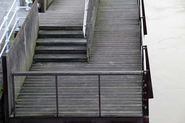 Σκάλες σε μια πόλη - Φωτογραφία, εικόνα