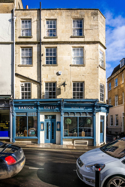 Barton Street Wine Bar in Georgian building in Barton Street, Bath, Somerset, UK on 4 February 2019 - Zdjęcie, obraz