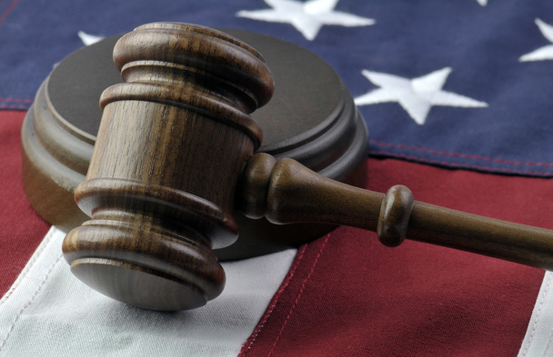 Judges gavel and American Flag - Foto, immagini