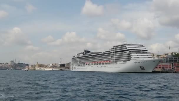 Cruise ships at The Golden Horn bank in Istanbul Turkey - Footage, Video