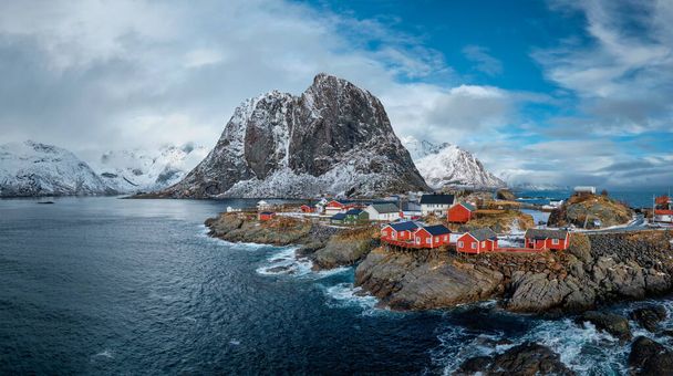Рыболовецкий поселок Хамной на Лофских островах, Норвегия - Фото, изображение
