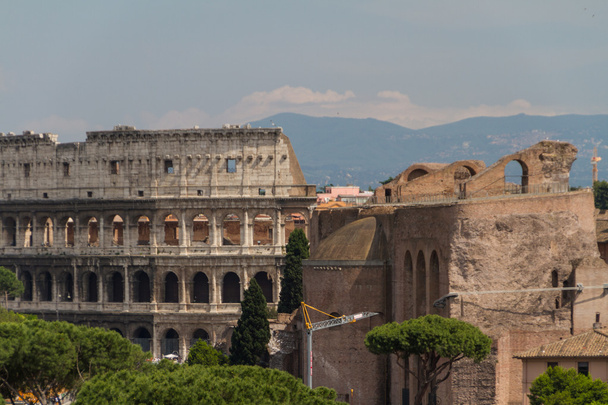 Колизей Рима, Италия
 - Фото, изображение