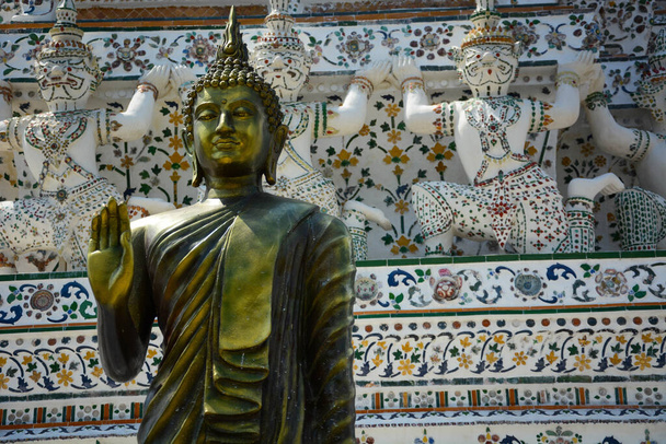 Tailandia. Bangkok. Templo de Wat Arun
 - Foto, imagen