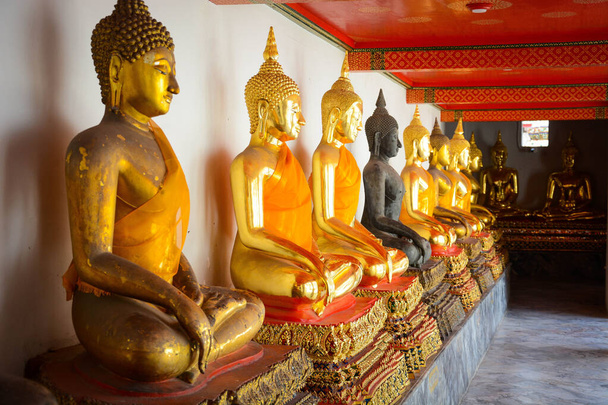 ワット・ポー寺院,古代の彫像,バンコク,タイ - 写真・画像