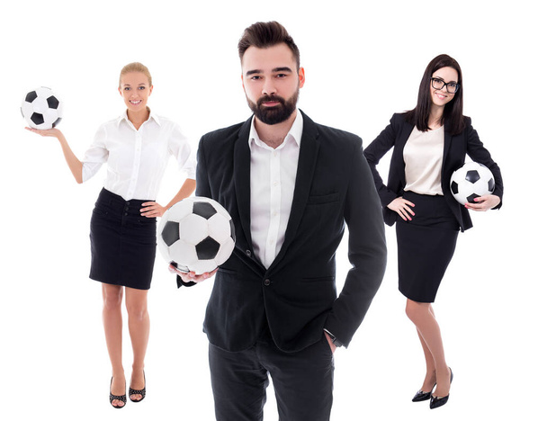 Geschäfts- und Sportkonzept - junge Geschäftsleute in Business-Anzügen mit Fußbällen auf weißem Hintergrund - Foto, Bild
