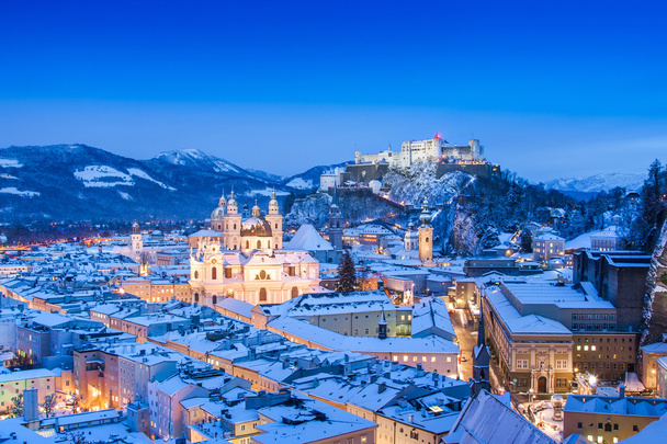 Історичні міста Зальцбург з Festung Хоензальцбург взимку, Salzburger земля, Австрія - Фото, зображення