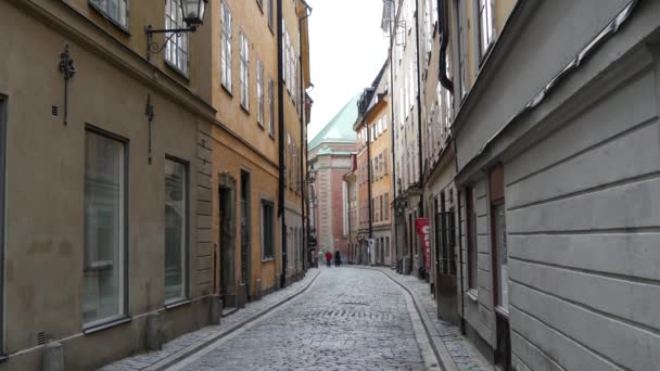 Вулиця в Гамлі Стен Старе місто Стокгольм Швеція - Кадри, відео