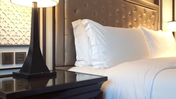 Belo interior de quarto de luxo no resort do hotel
 - Filmagem, Vídeo