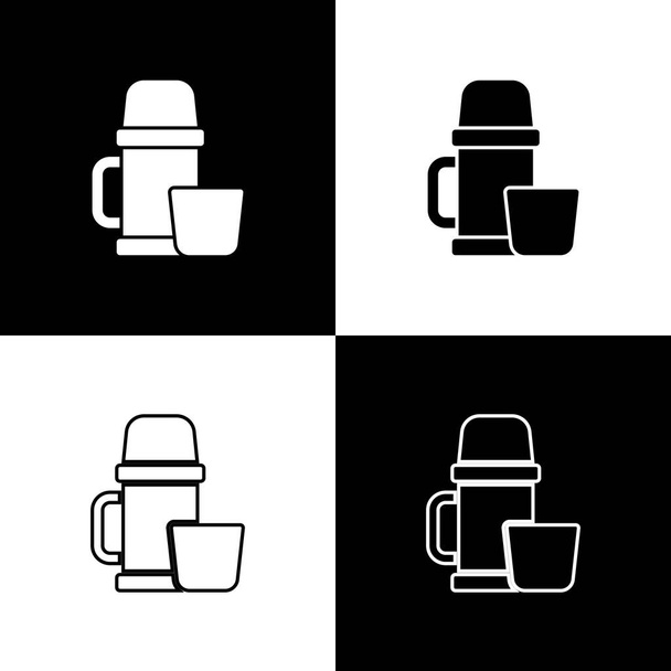 Set Thermoskanne und Tasse Symbol isoliert auf schwarz-weißem Hintergrund. Ikone Thermoflasche. Zelt- und Wanderausrüstung. Vektorillustration. - Vektor, Bild