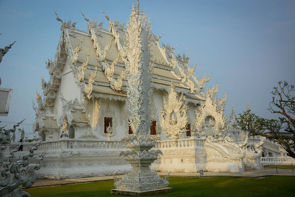 Ταϊλάνδη. Τσιάνγκ Ράι. Λευκός ναός - Φωτογραφία, εικόνα