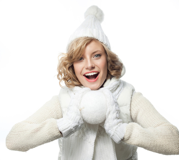 Smiling woman with snow ball - Fotografie, Obrázek