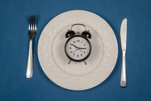 Temps de perdre du poids, contrôle des aliments ou concept de temps à l'alimentation, - Photo, image