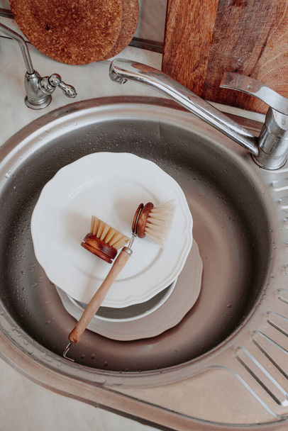 kitchen clean set for washing dishes - 写真・画像