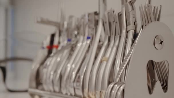 Стоматологічний інструмент обладнання
 - Кадри, відео