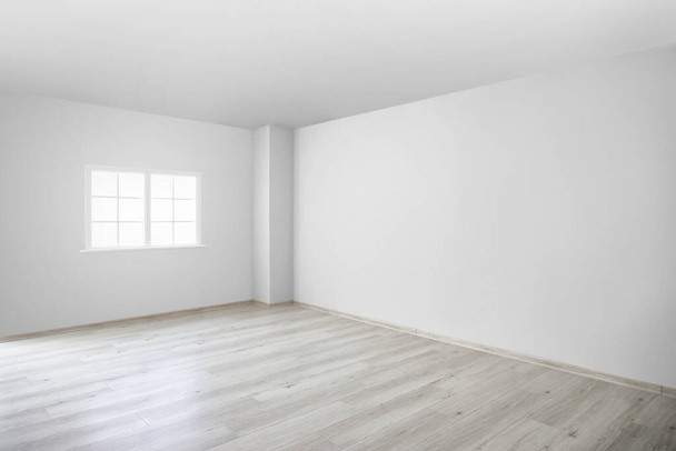 Вид на большую пустую комнату - Фото, изображение