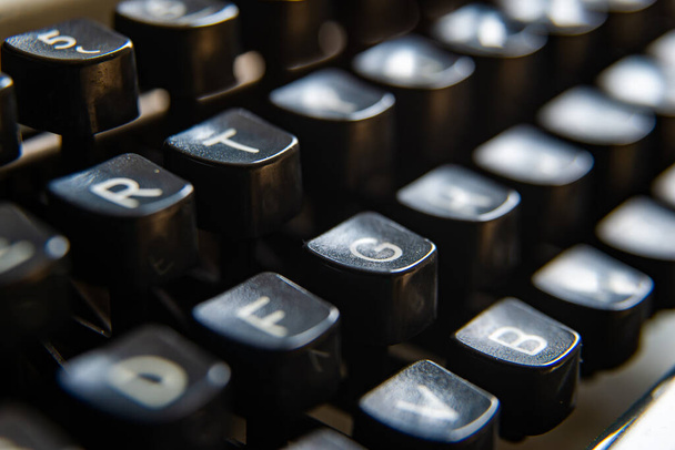 Tastatur einer Schreibmaschine - Foto, Bild