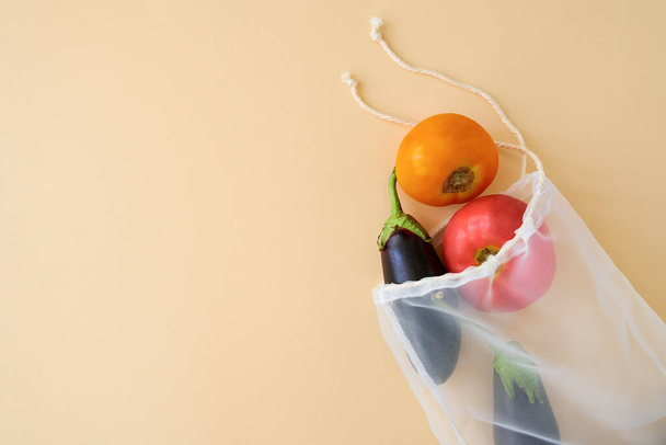 Top kilátás a zöldségek bevásárló ökoszisztéma táska - Fotó, kép