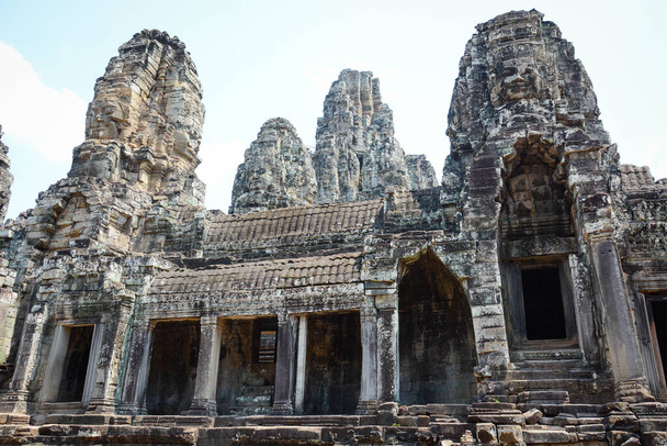 Kambodzsa. Sziemaratás. Bayon templom - Fotó, kép