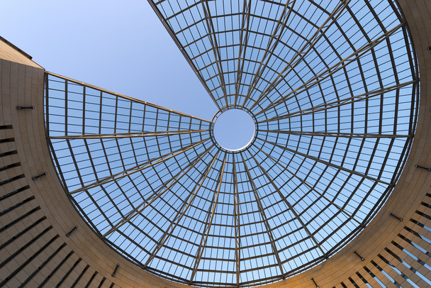 futuristické skla oceli dome - rovereto, Itálie - Fotografie, Obrázek