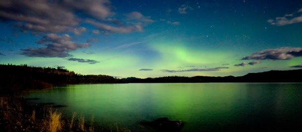 Aurora borealis (βόρειο σέλας) οθόνη - Φωτογραφία, εικόνα