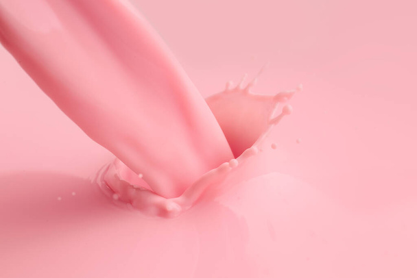 新鮮なピンクのミルクを注ぐ,クローズアップ - 写真・画像