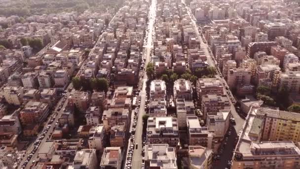 Dron widok z przodu Krajobraz w Rzymie Włochy - Materiał filmowy, wideo