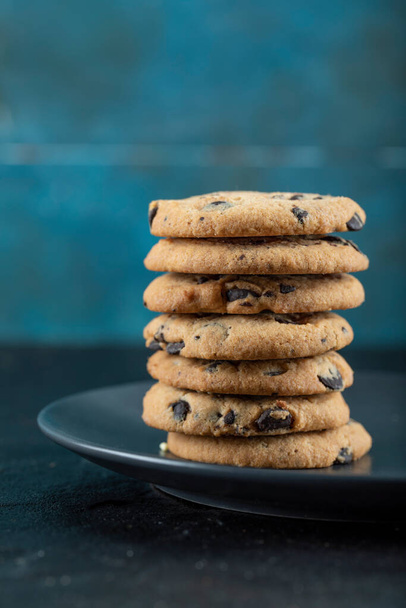 Oatmeal cookies in a pile - Fotoğraf, Görsel