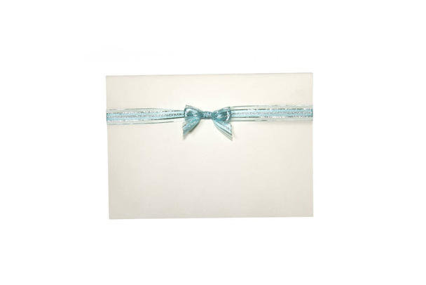 cartão de presente com arco azul
 - Foto, Imagem