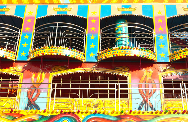 atracción de carnaval
 - Foto, Imagen