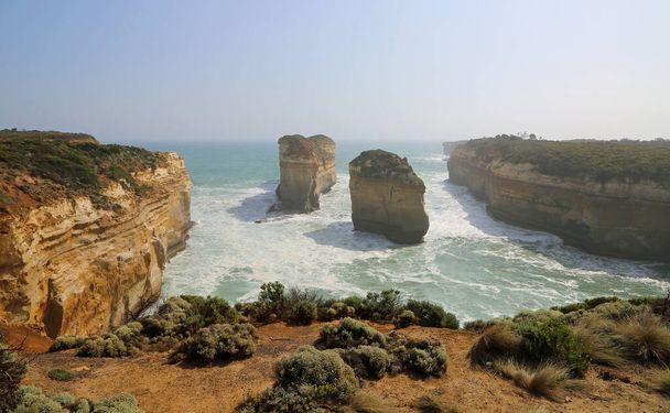 Останки арки острова - Виктория, Австралия
 - Фото, изображение