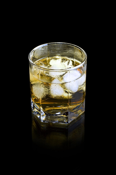 Whiskey in glass - Foto, imagen