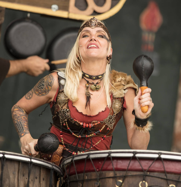 pretty renaissance drummer has spotted you - Photo, Image