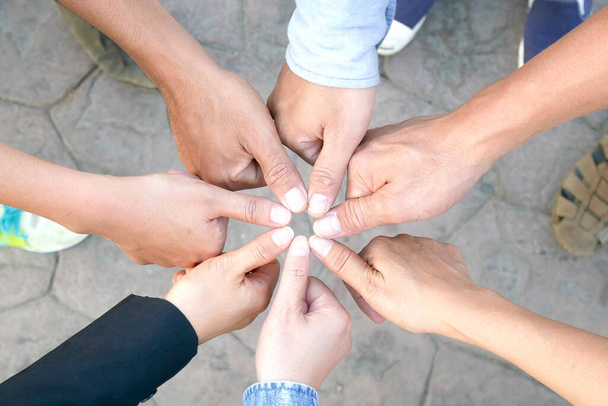 Hand of people assembleren corporate Meeting Teamwork en harmonieus Symbool - Foto, afbeelding