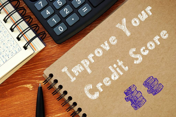 Концепція бізнесу про поліпшення вашої кредитної оцінки з написом на аркуші
. - Фото, зображення
