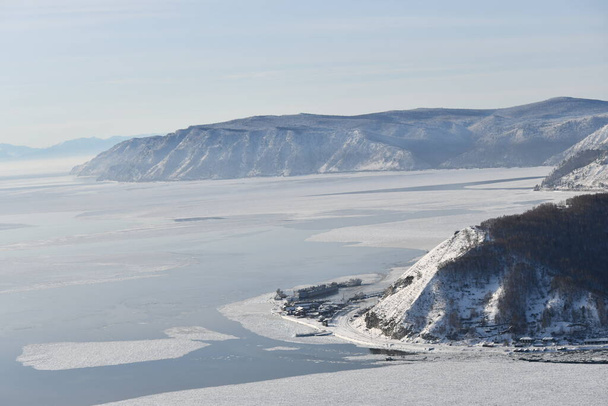 Озеро Байкал, могутня магія - Фото, зображення
