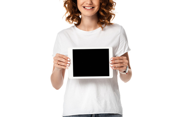 vista cortada de mulher alegre segurando tablet digital com tela em branco isolado no branco
  - Foto, Imagem
