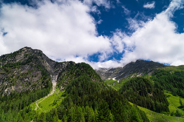 Habachtal Salzburger Land, gyönyörű völgy és utazási cél a Hohe Tauern Range Ausztriában - Fotó, kép