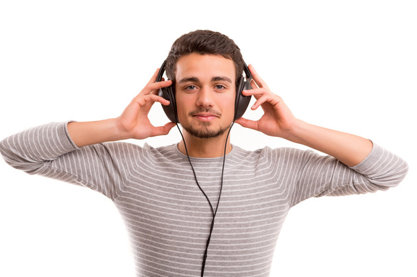 Zenét hallgató férfi - Fotó, kép