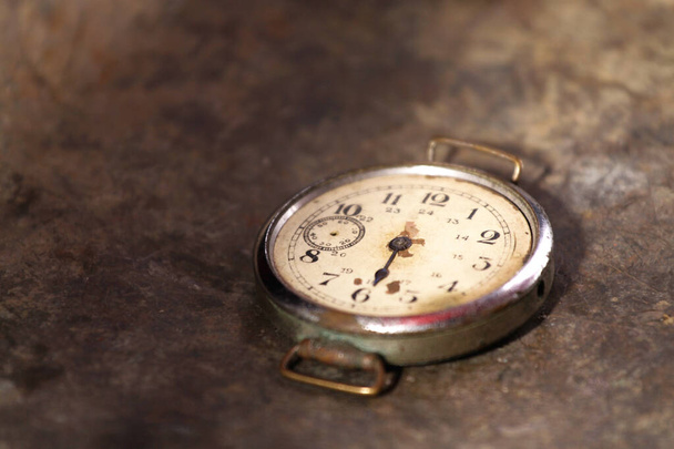 παλιό ρολόι τσέπης αντίκα - Φωτογραφία, εικόνα