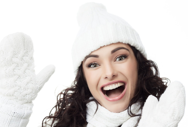Smiling woman in warm clothing - Foto, afbeelding