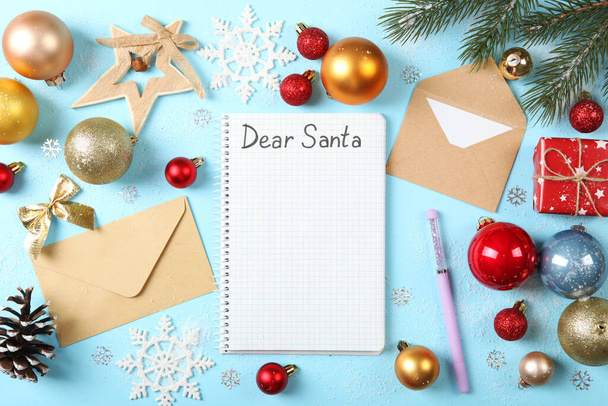 seznam přání pro vánoční a nový rok a vánoční výzdoba horní pohled, místo pro text - Fotografie, Obrázek