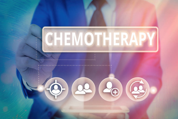 Пишу записку о химиотерапии. Деловые фотографии, демонстрирующие лечение заболеваний с использованием химических веществ Информационные цифровые технологии
. - Фото, изображение