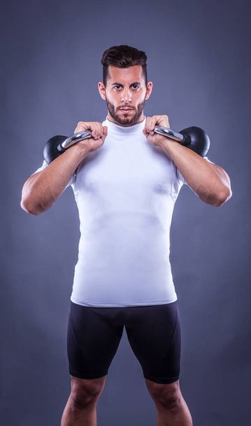 fitness man with sports dumbbells - Foto, immagini