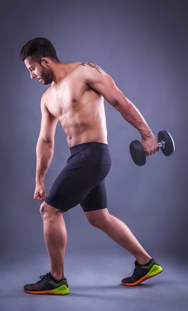 fitness man with sports dumbbells - Fotoğraf, Görsel