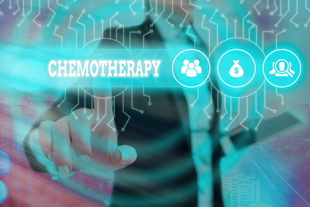 Piszę notatkę z chemioterapią. Zdjęcie biznesowe przedstawiające leczenie chorób przy użyciu substancji chemicznych Kontrola systemu, koncepcja narzędzi konfiguracyjnych przekładni. - Zdjęcie, obraz