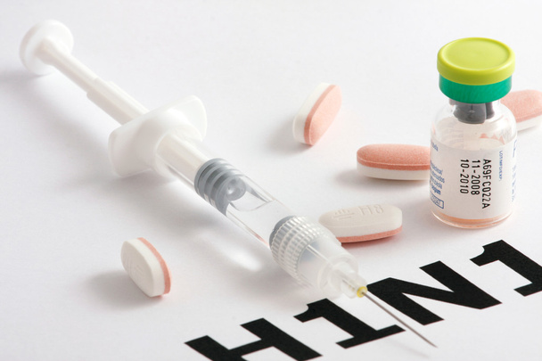 H1N1-influenzavirus - Foto, afbeelding