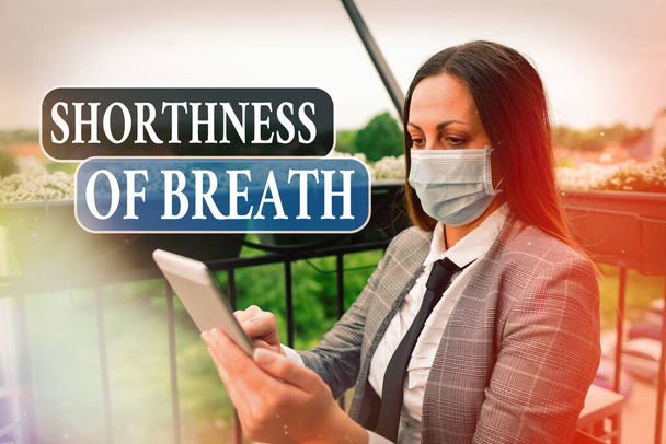 息の不足を示す概念的な手の書き込み。事業内容気道の締め付けが激しい呼吸困難予防医療機器による健康意識の向上 - 写真・画像
