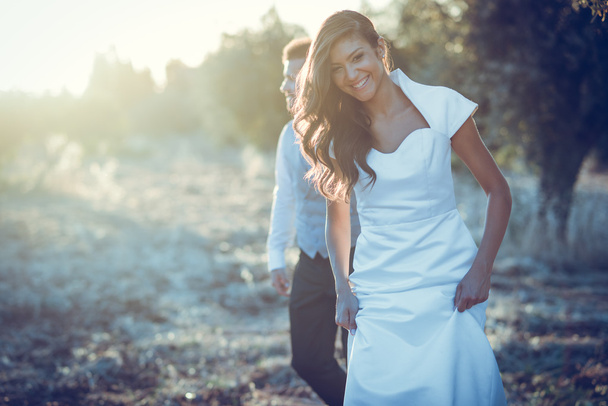 Just married couple in nature background - Foto, Imagem